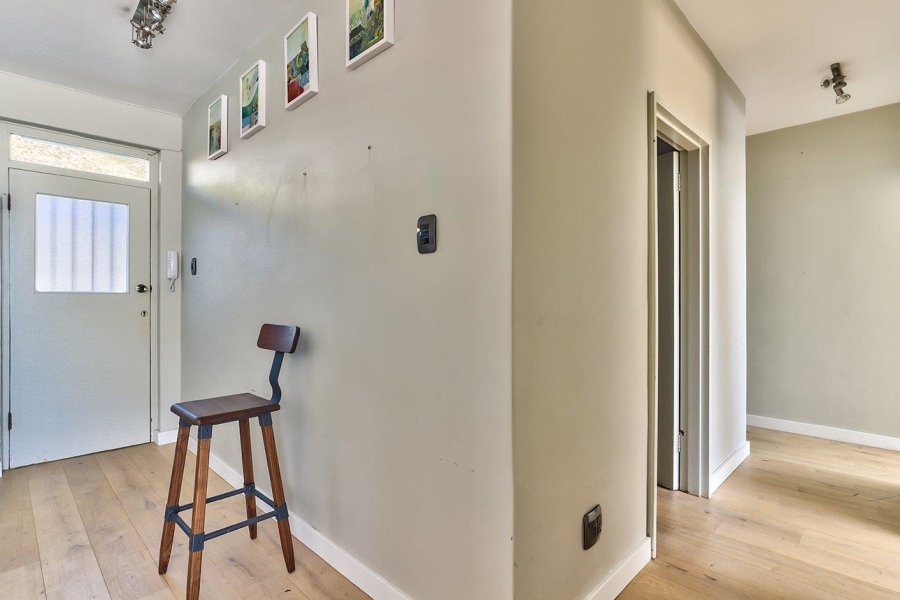 To Let 3 Bedroom Property for Rent in Sea Point Western Cape